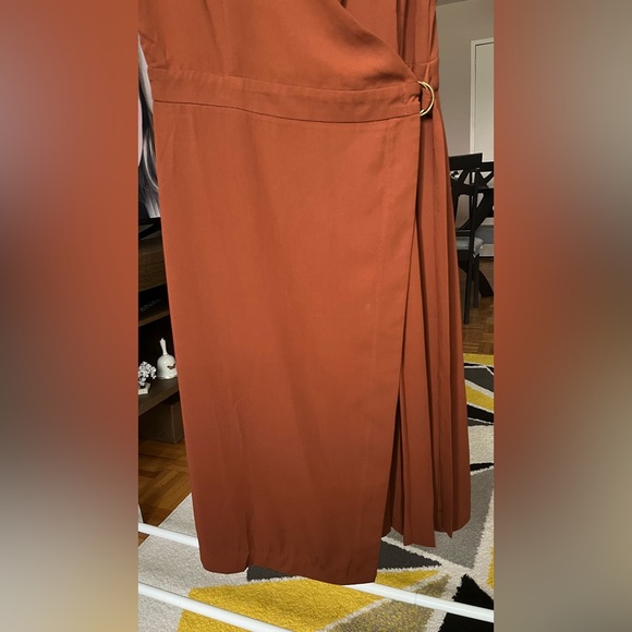 Forever 21 pleated wrap dress - Picture 7 of 10